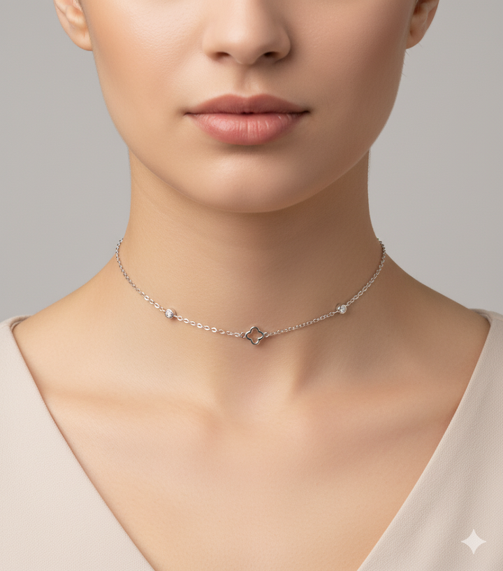 925 Sterling Silver Clover Choker with CZ Simulated Diamonds – Elegant Necklace